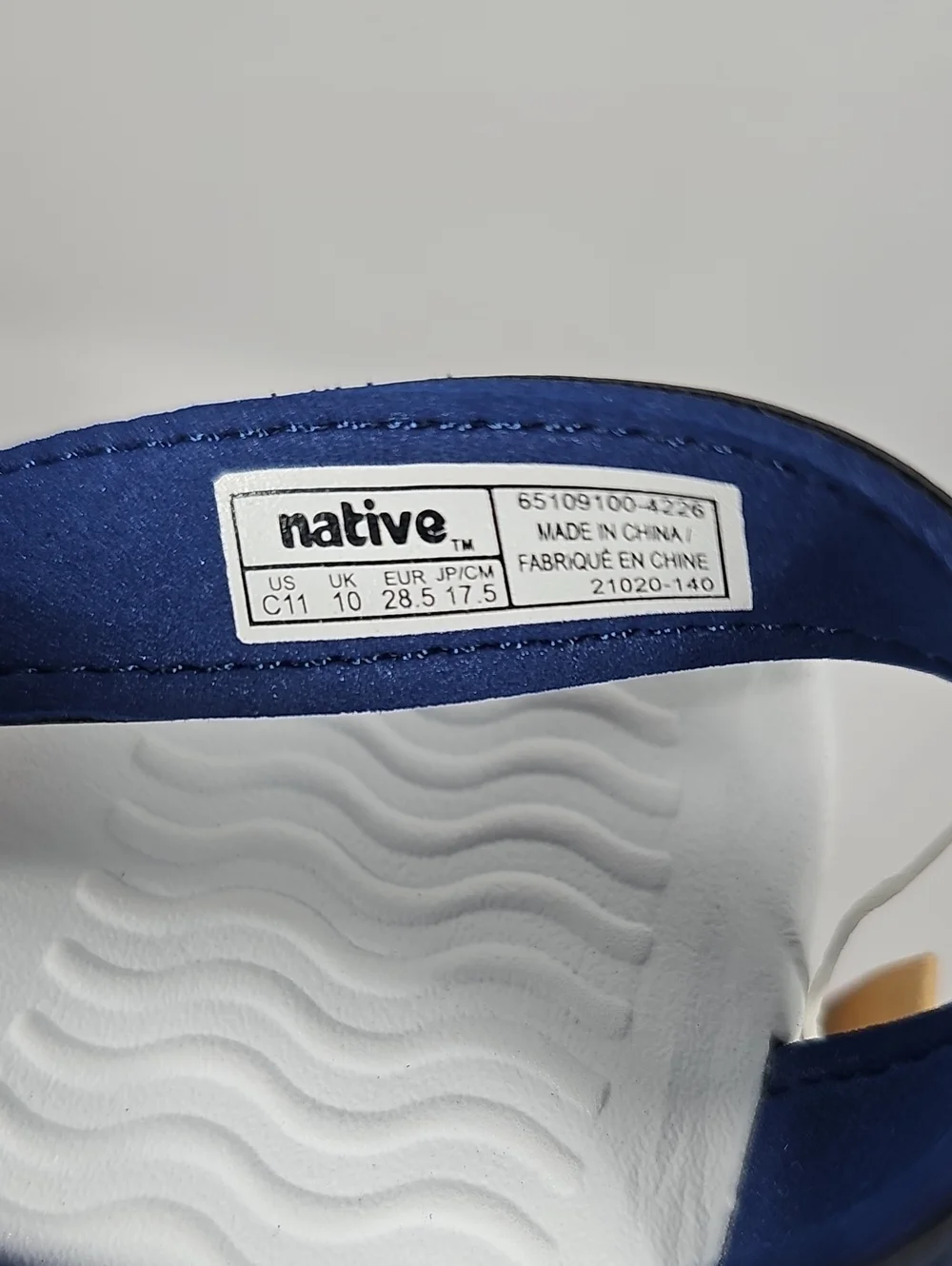 Native Charley Sandals C11 Regatta Blue Hook & Loop EVA NIB Beach Outdoor Travel
